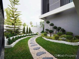 Haus zum Kauf mit 6 Zimmer in Bang Lamung, Chonburi