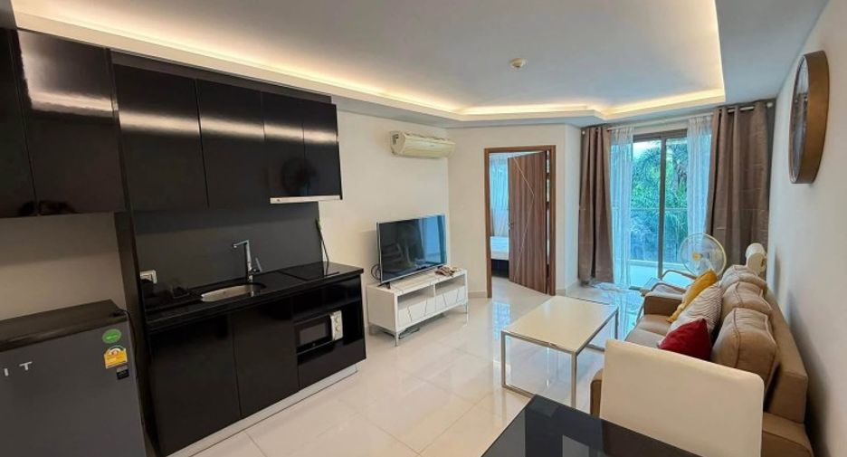 For sale 1 bed condo in Bang Lamung, Chonburi