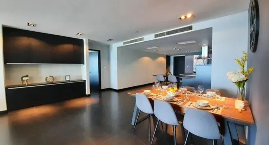 À vendre et à louer 3 chambres condo à Jomtien, Pattaya