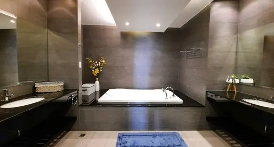 À vendre et à louer 3 chambres condo à Jomtien, Pattaya