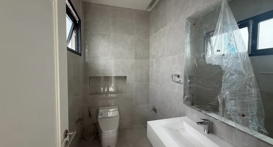 For rent 4 ベッドルーム house in Bang Sue, Bangkok
