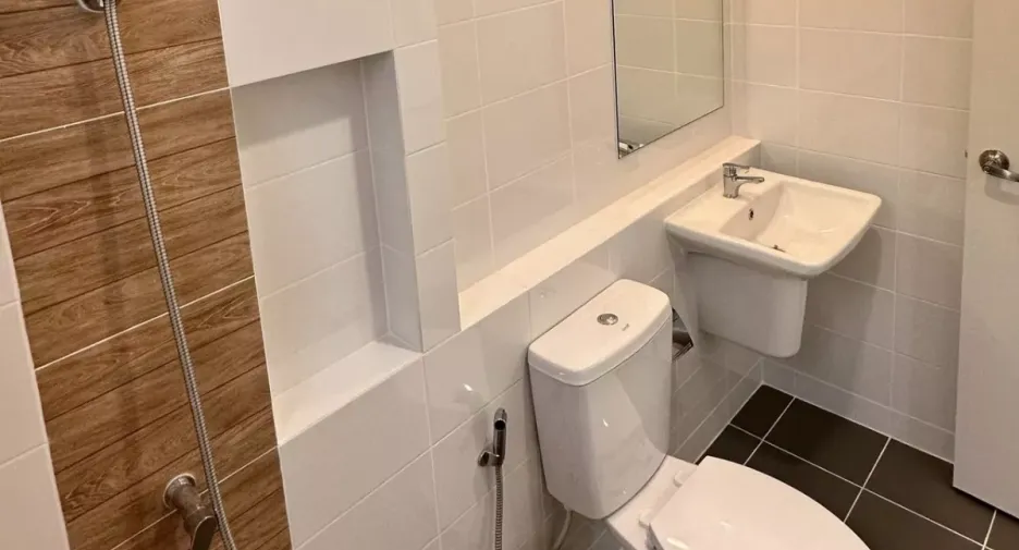 出租 3 卧室 联排别墅 在 Bang Phli, Samut Prakan