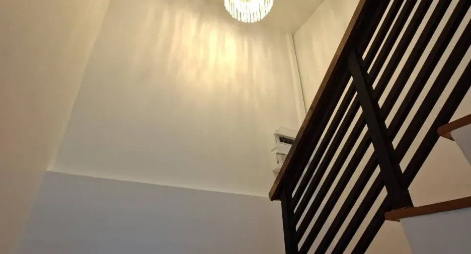 Oficina en alquiler de 6 habitaciones en Phra Khanong, Bangkok