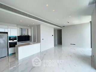 For sale 3 bedrooms condo in Bang Kho Laem, Bangkok