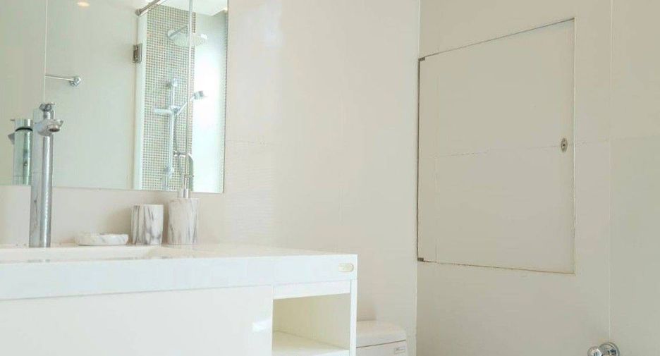 For rent and for sale 2 bedrooms condo in Sathon, Bangkok