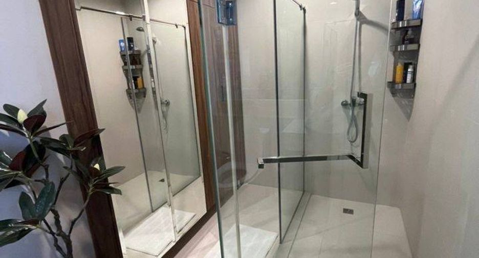 Condo en alquiler y en venta de 1 habitaciones en Pathum Wan, Bangkok