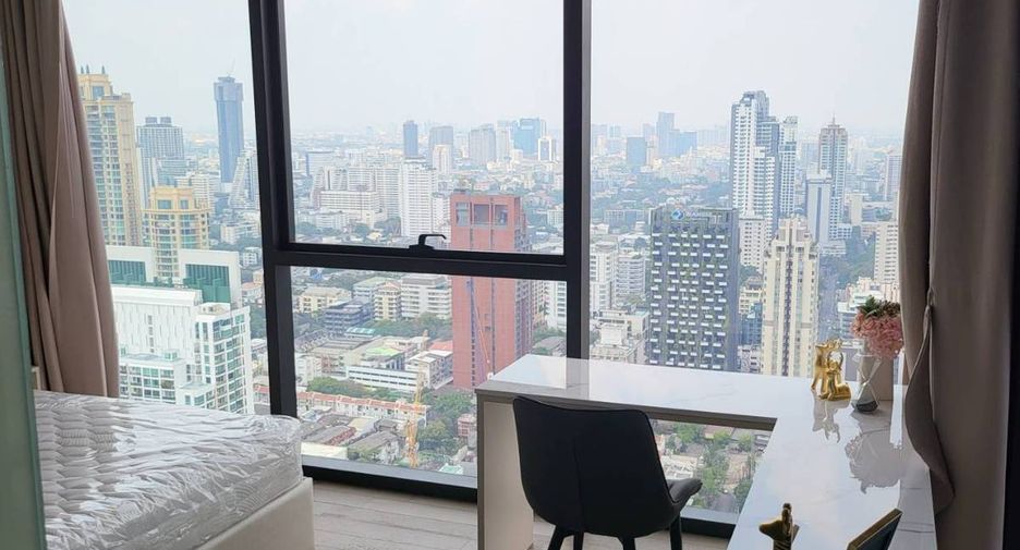 À vendre 2 chambres condo à Khlong Toei, Bangkok