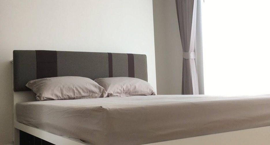 For rent 3 bedrooms condo in Chatuchak, Bangkok