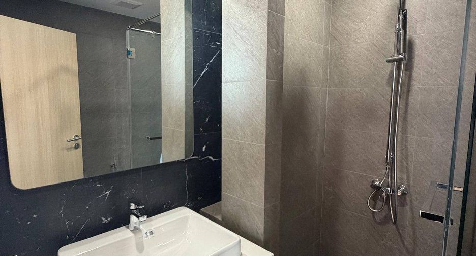 Condo en alquiler de 2 habitaciones en Bang Na, Bangkok