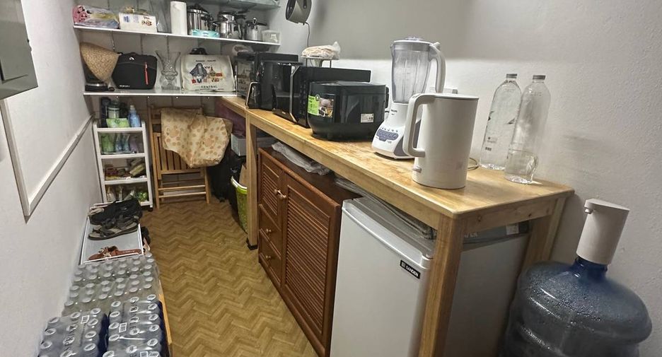 Wohnung zur Miete mit 2 Zimmer in Watthana, Bangkok