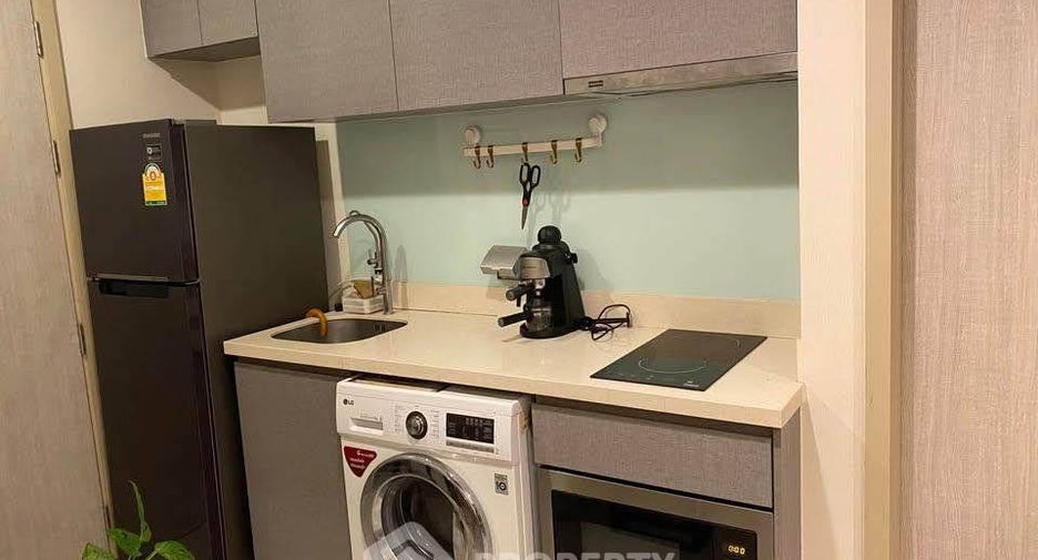 Condo en alquiler de 1 habitaciones en Khlong Toei, Bangkok