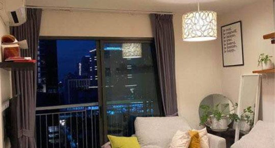 Condo en alquiler de 1 habitaciones en Khlong Toei, Bangkok