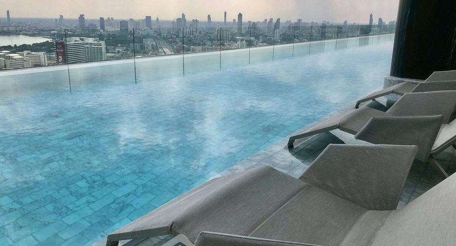 Condo en alquiler de 1 habitaciones en Khlong Toei, Bangkok