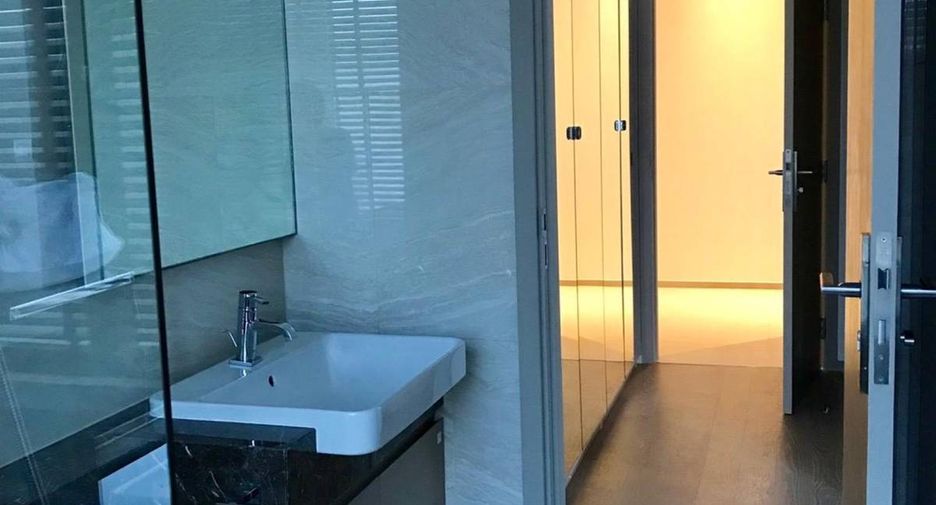 Wohnung zur Miete mit 2 Zimmer in Bang Rak, Bangkok