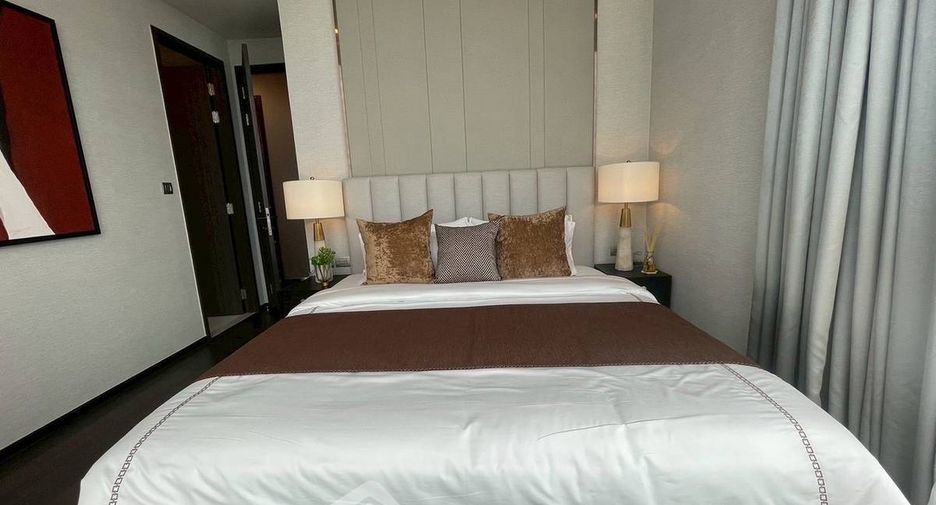 For rent 2 bedrooms condo in Khlong Toei, Bangkok