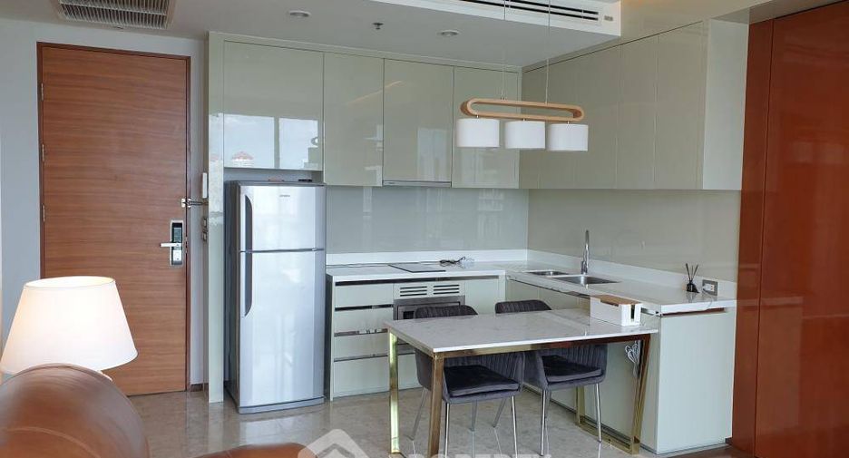For sale 2 bedrooms condo in Khlong Toei, Bangkok