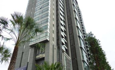 For sale 2 bedrooms condo in Khlong Toei, Bangkok