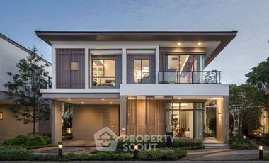 For sale 4 bedrooms house in Saphan Sung, Bangkok