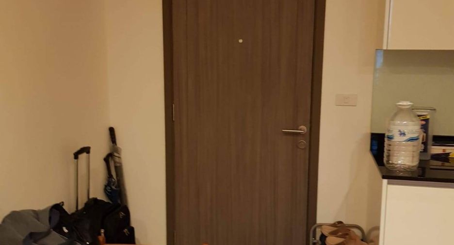 Продажа 1 кровать кондо в Хуаи Кхщанг, Бангкок