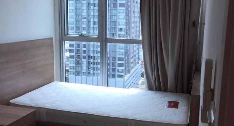 Condo en venta de 2 habitaciones en Phra Khanong, Bangkok