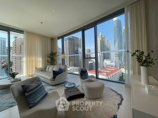 For sale 2 bedrooms condo in Pathum Wan, Bangkok