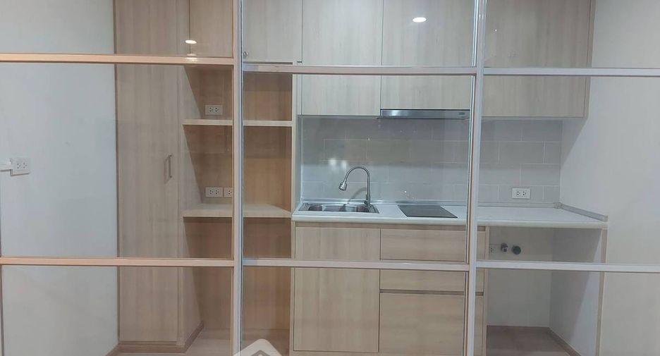 À vendre 2 chambres condo à Phaya Thai, Bangkok