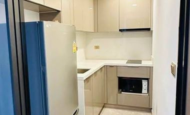 Wohnung zur Miete und zum Kauf mit 1 Zimmer in Huai Khwang, Bangkok