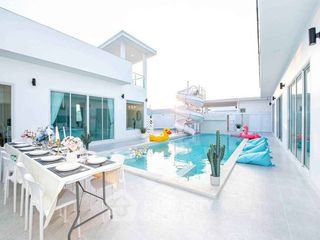 Casa en venta de 6 habitaciones en Bang Lamung, Chonburi