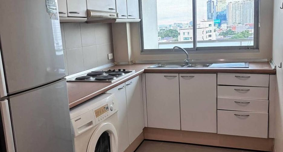 Condo en venta de 2 habitaciones en Yan Nawa, Bangkok