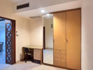 Condo en venta de 2 habitaciones en Yan Nawa, Bangkok