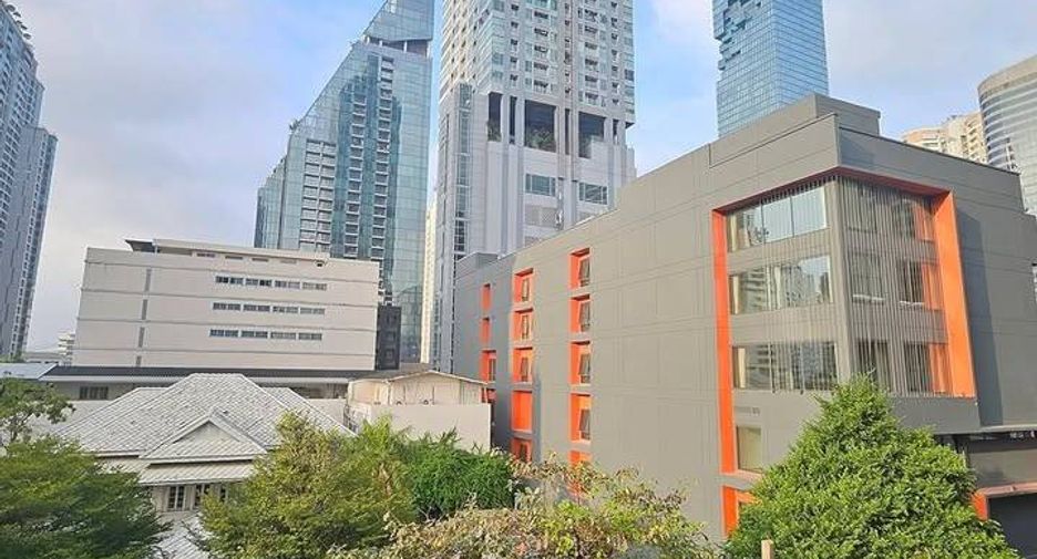 For sale 2 bedrooms condo in Sathon, Bangkok