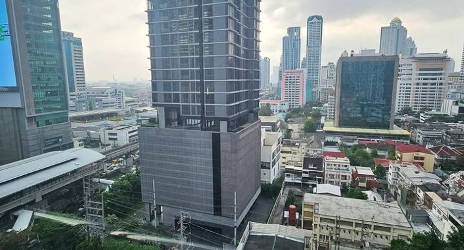 For sale 2 bedrooms condo in Sathon, Bangkok