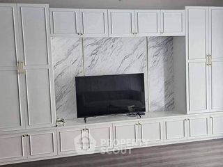 Condo en venta de 2 habitaciones en Huai Khwang, Bangkok