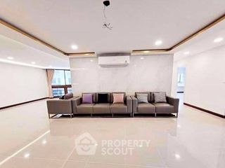 À vendre 3 chambres condo à Khlong Toei, Bangkok