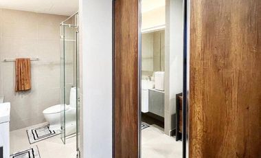 For sale 1 bed condo in Pathum Wan, Bangkok