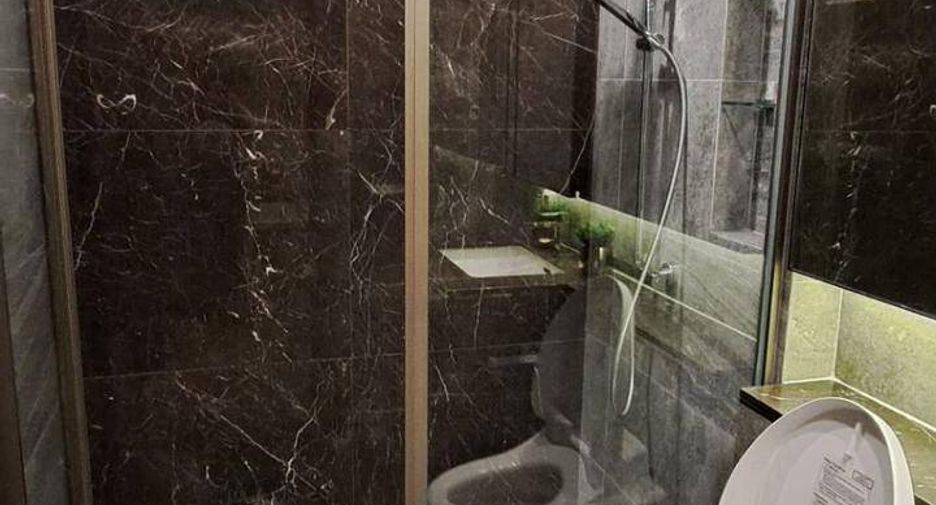 For sale 1 bed condo in Khlong Toei, Bangkok