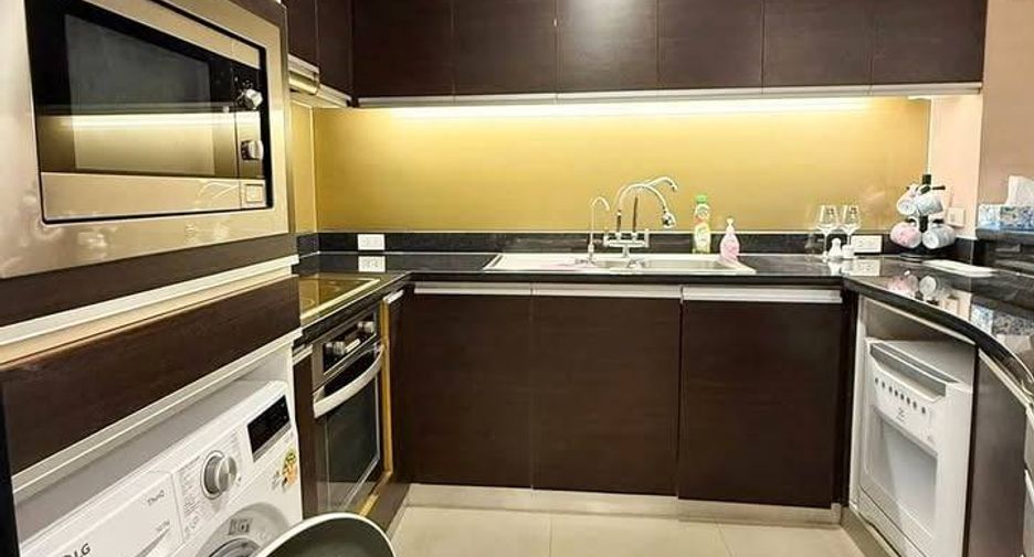 Apartment zum Kauf mit 2 Zimmer in Sathon, Bangkok