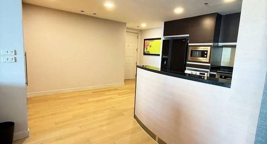 Apartment zum Kauf mit 2 Zimmer in Sathon, Bangkok