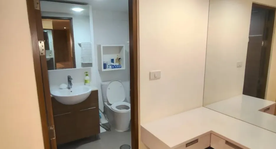 Condo en alquiler de 1 habitaciones en Watthana, Bangkok