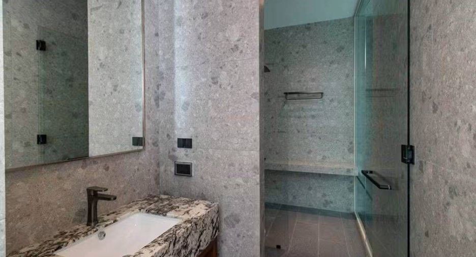À louer 8 chambres villa à Na Jomtien, Pattaya