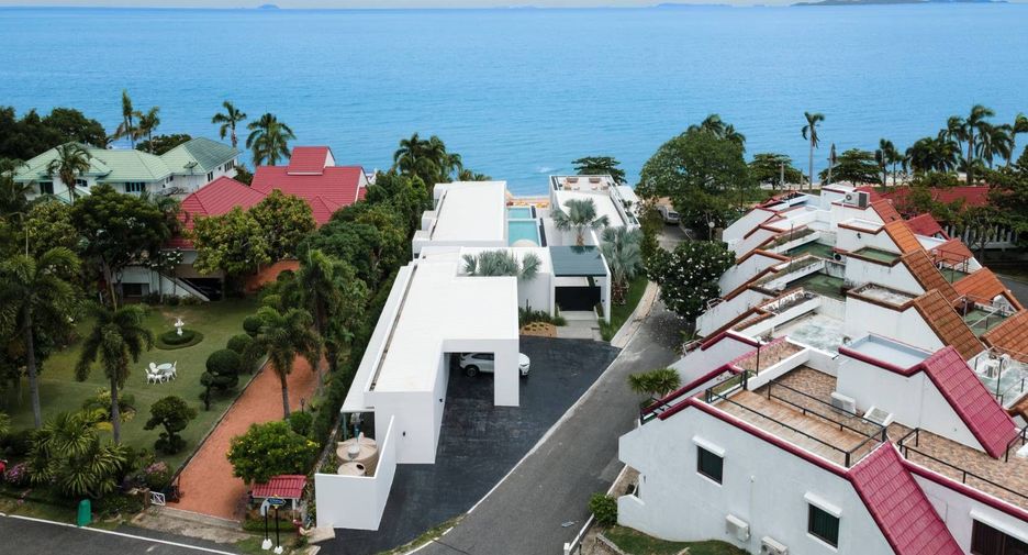 À louer 8 chambres villa à Na Jomtien, Pattaya