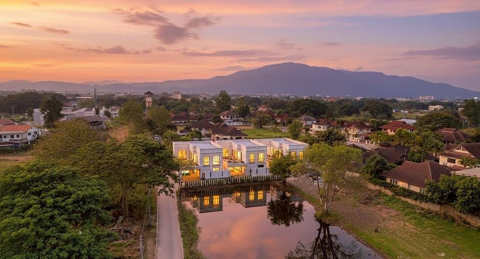For sale 4 bedrooms villa in Mueang Chiang Mai, Chiang Mai