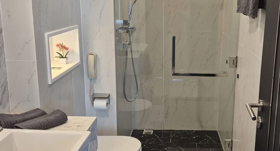 For sale 1 bed condo in Bang Lamung, Chonburi