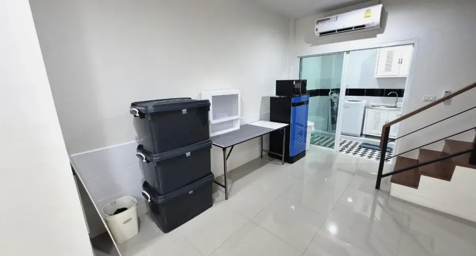 For sale 2 bedrooms townhouse in Hua Hin, Prachuap Khiri Khan