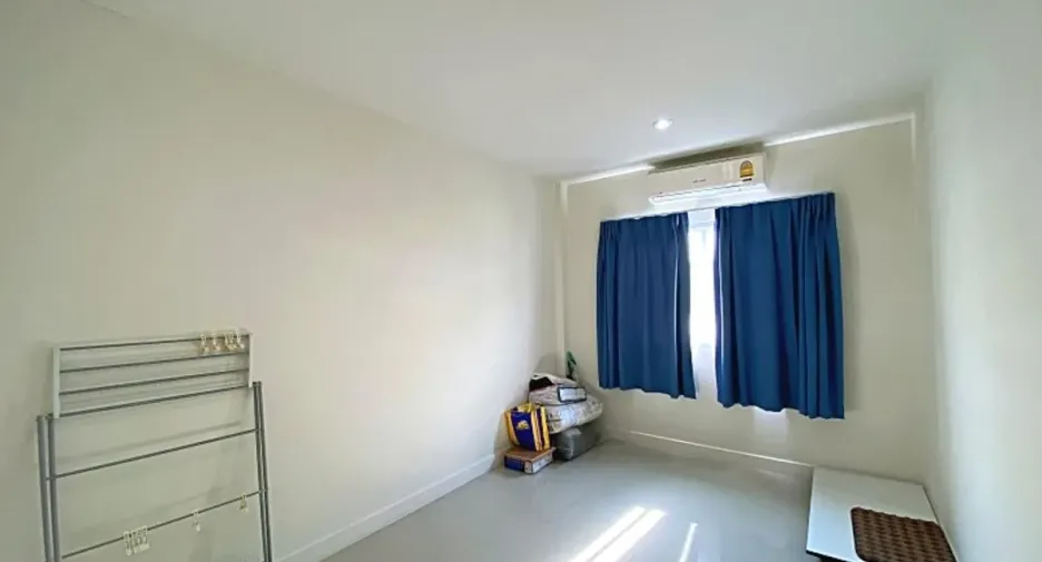 For sale 2 bedrooms townhouse in Hua Hin, Prachuap Khiri Khan