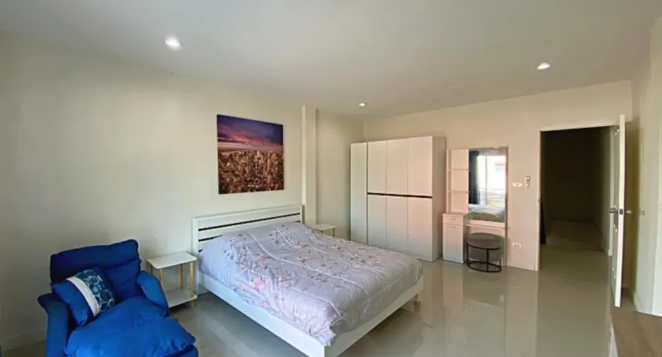 For sale 2 bedrooms townhouse in Hua Hin, Prachuap Khiri Khan