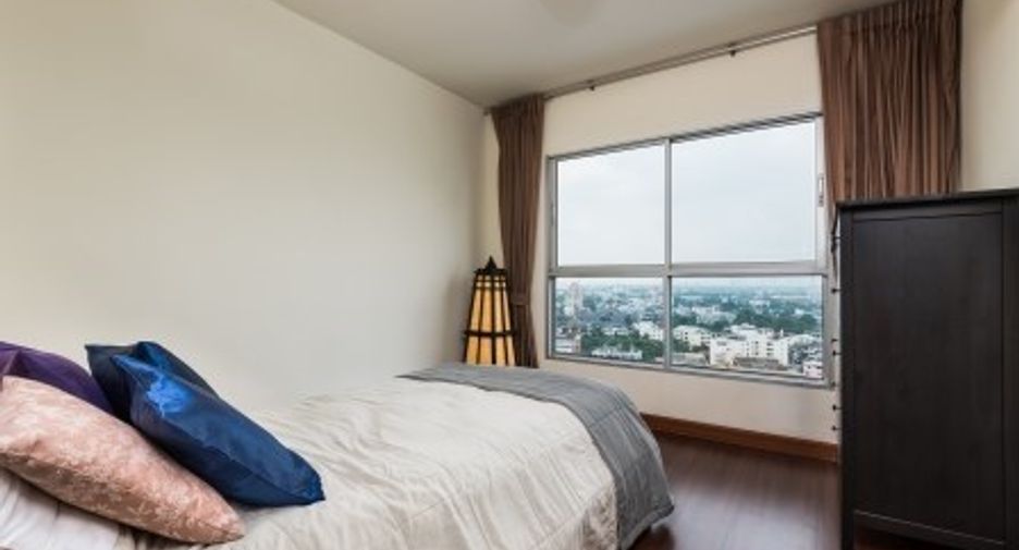 À louer 2 chambres condo à Bang Na, Bangkok