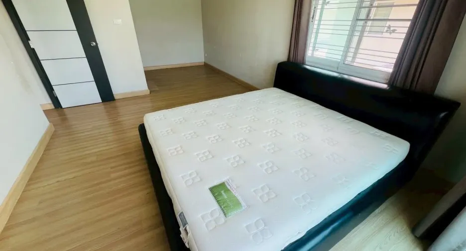 For rent 3 bedrooms house in Doi Saket, Chiang Mai