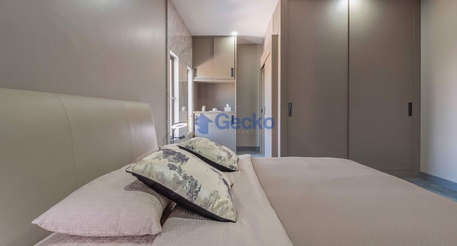 For sale 3 bedrooms condo in Na Jomtien, Pattaya