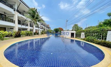 For sale 3 bedrooms condo in Na Jomtien, Pattaya